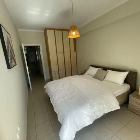 Serenity Haven 아파트 *